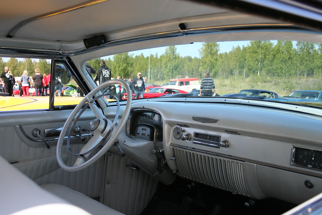 Cadillac 1952 interior