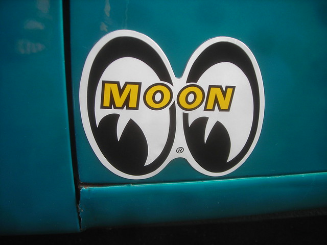 Mooneyes logo on a teal Nova