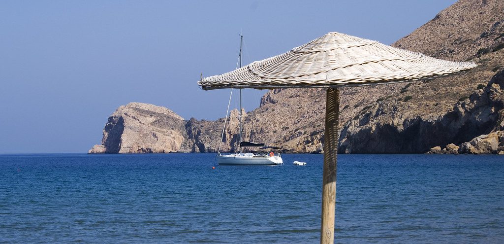 Syros_Beach_Umbrella