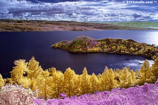 Download this Tanjung Unta Iii Infrared picture