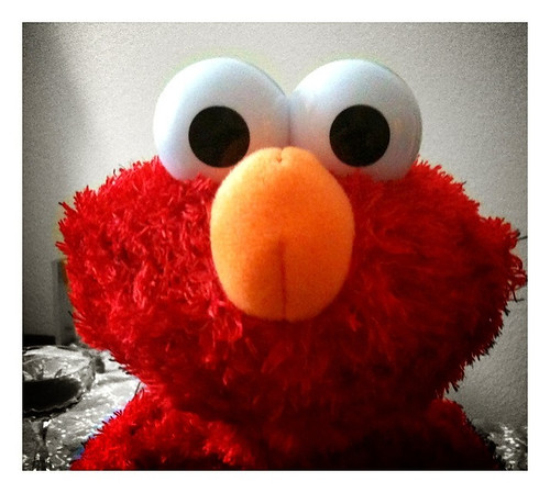 Elmo loves you !