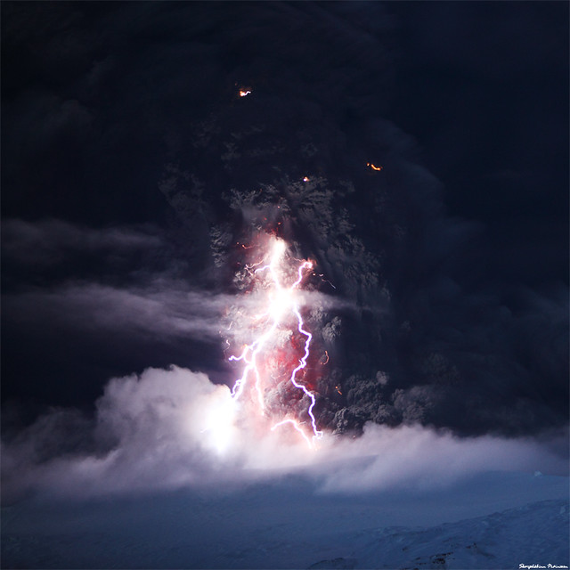The Dark Tower - Eyjafjallajökull Erupting