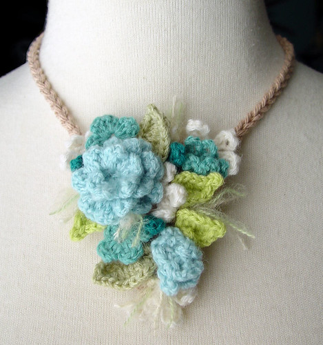 turquoise cluster necklace