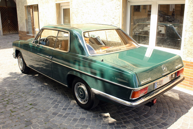 MercedesBenz W114 250CE