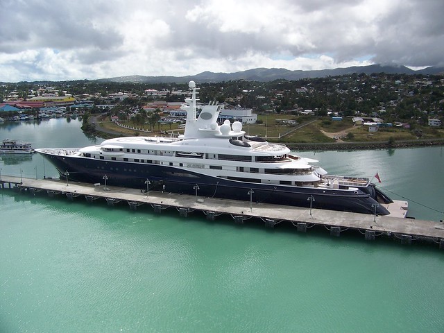 Antigua Harbor-al Mirqab Yacht