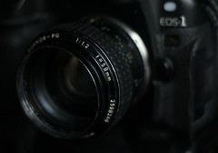Minolta Rokkor 58mm f/1.2