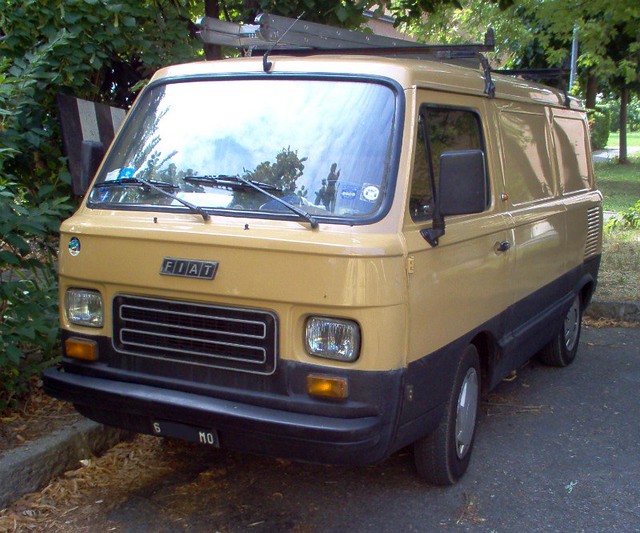 Fiat 900 E 1983