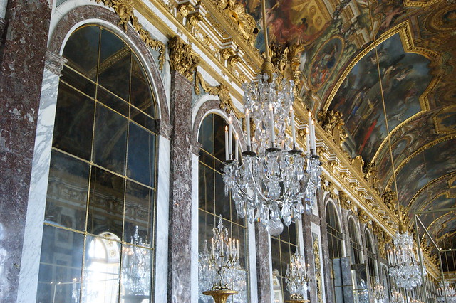 Chateau de Versailles Hall of Mirrors