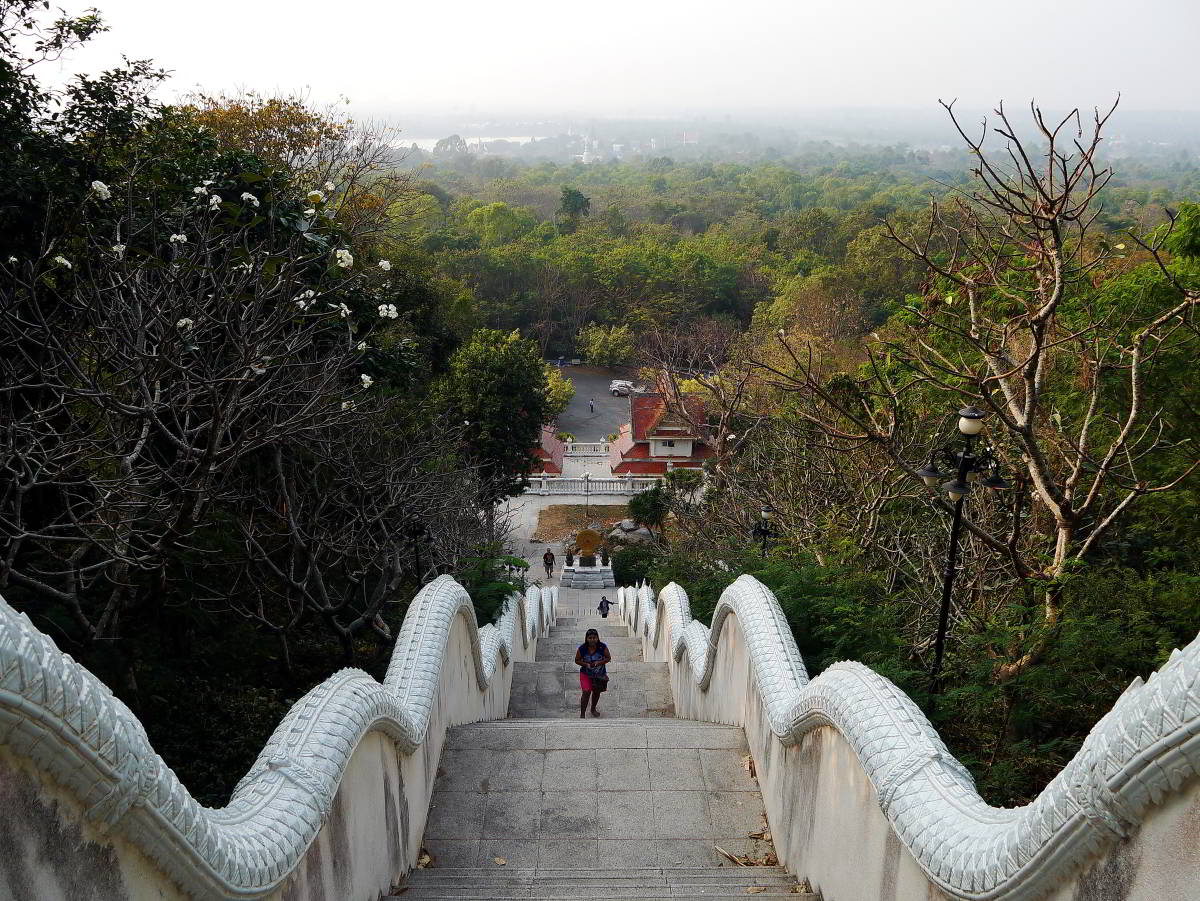 View overlooking Wat Yansangwararam