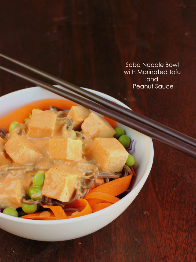 Soba Noodle Bowl with Marinated Tofu and Peanut Sauce | Je suis alimentageuse | #vegan #glutenfree #lunch