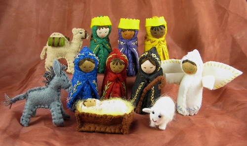 School Auction Nativity Set Dec09
