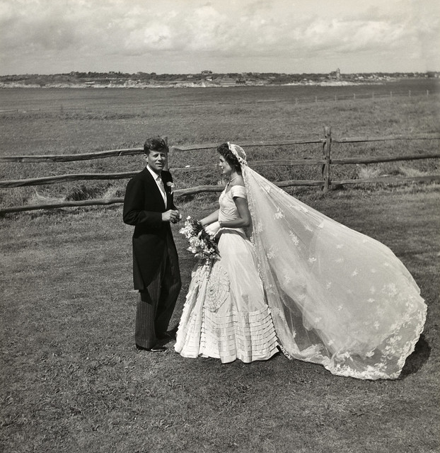 Jacqueline Lee Bouvier and John F Kennedy were married on the morning of