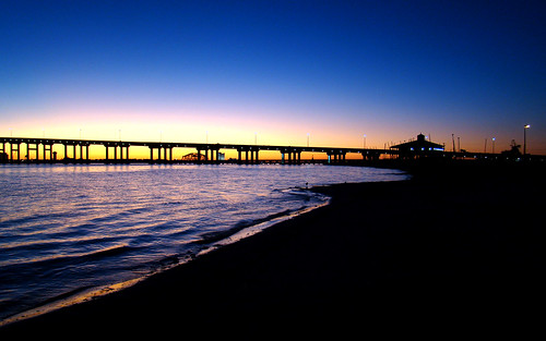 Ocean Springs Pier. Photo flickr creative commons: Adrianna Battista