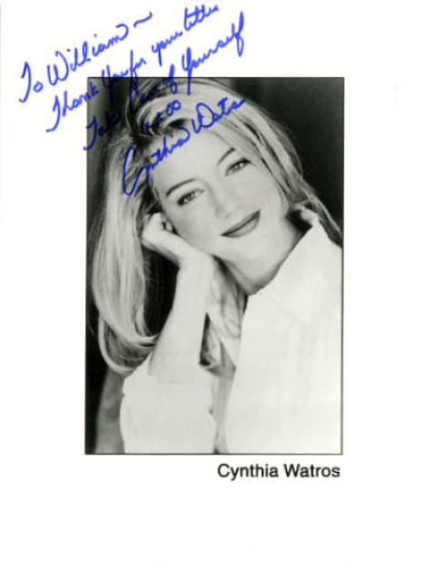 Cynthia Watros - Photo Set