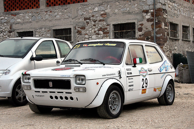 FIAT 127 ad un'Officina a Borgo Valsugana Tn in preparazione per il Rally
