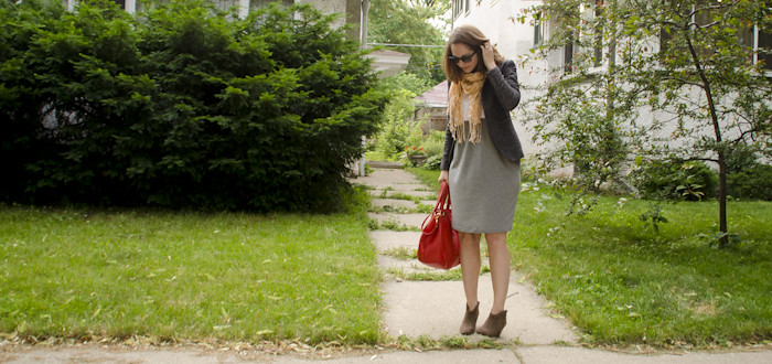 july outfits, how to wear suede ankle boots, summertime boots, business casual, summer layers, ootd, what to wear to work, dash dot dotty, style blog, j.crew brompton, bright red hobo