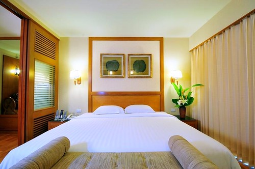 INCREDIBLE Promotion save 48% Garden Deluxe 50 Sq.m. at Centre Point Hotel Sukhumvit by centrepointhospitality