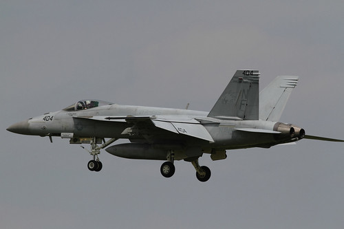 US Navy VFA-195 NF404(166907)