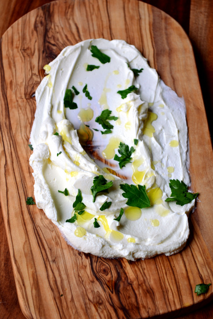 Labneh (cream cheese) recipe (4)