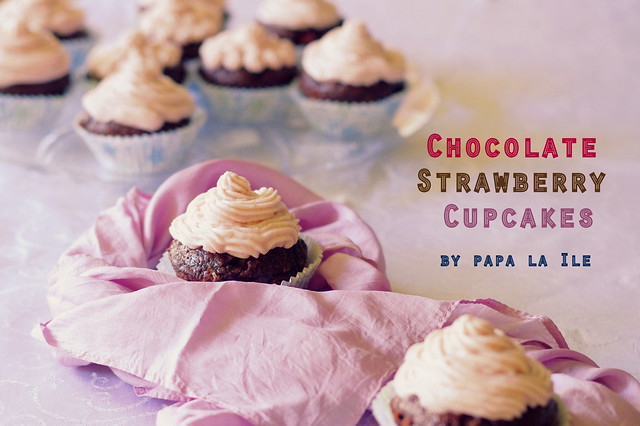 Chocolate strawberry cupcakes (1)