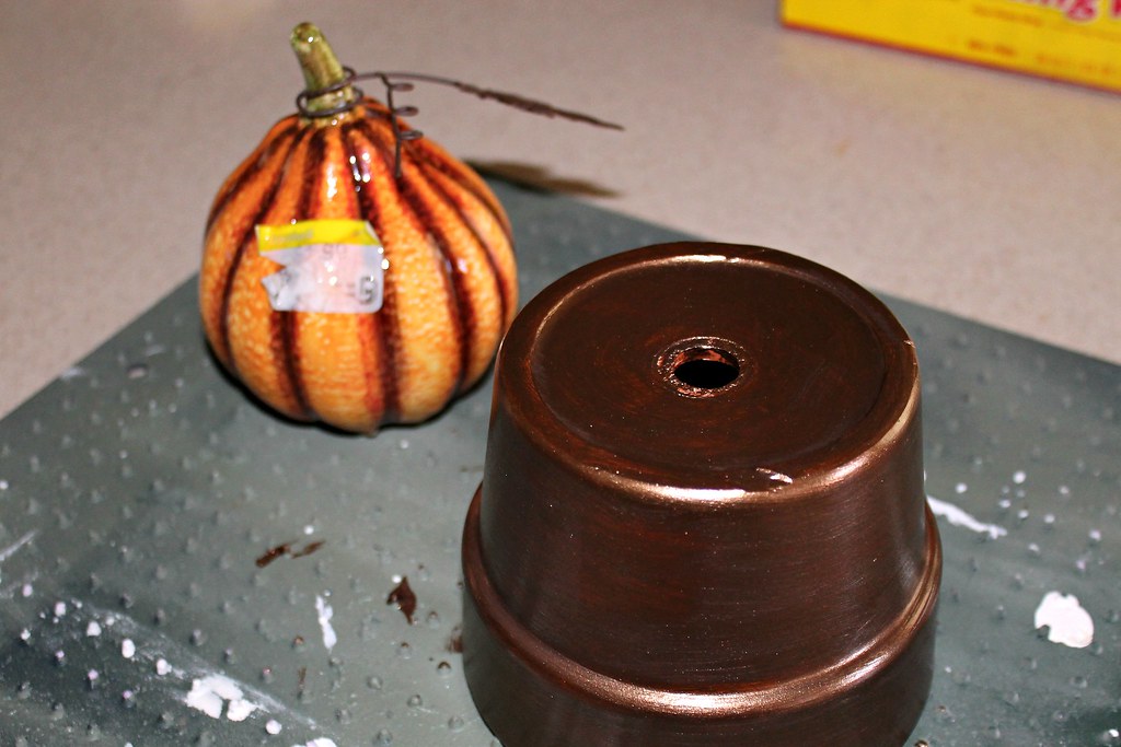 Fall 2013 - Pot - Pumpkin with sticker