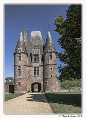61 - Château de Carrouges