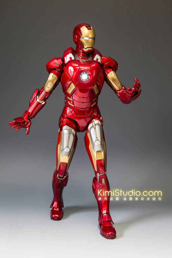 2013.06.11 Hot Toys Iron Man Mark VII-037