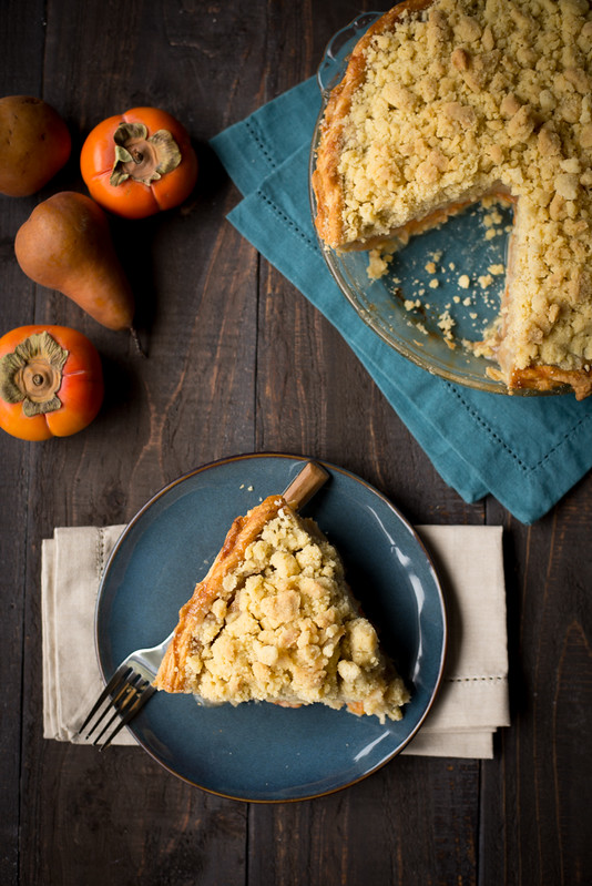 Persimmon and Pear Brandy Pie with Vanilla Bean Crumble www.pineappleandcoconut.com #pieweek