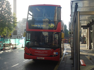 London United SP38 on Route N9, Trafalgar Square