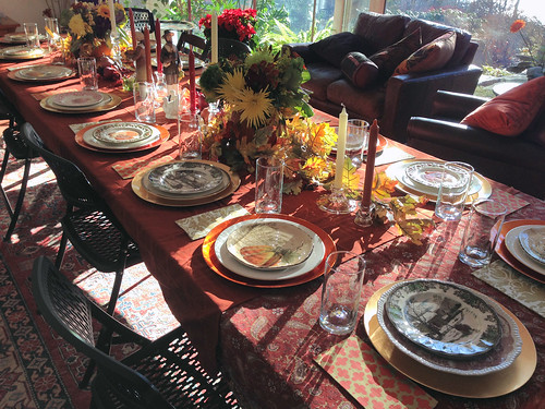 pumpkin vases on thanksgiving table