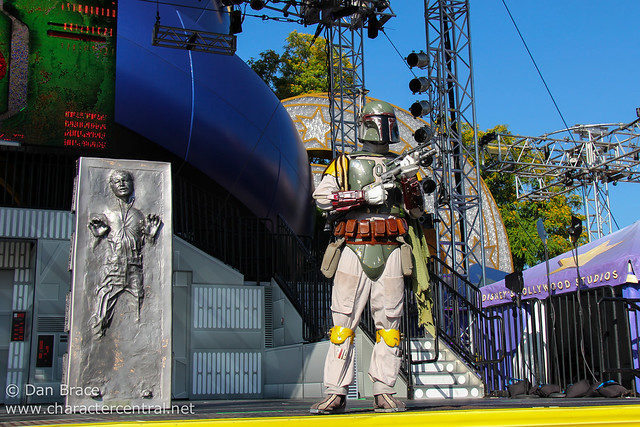 Boba Fett watches over Han Solo in carbonite