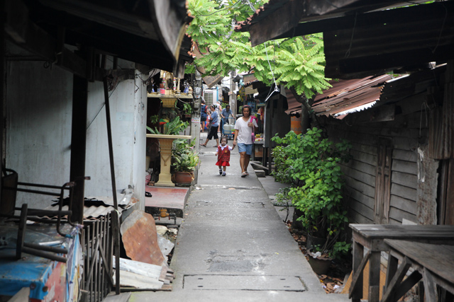 Neighborhood around Baan Silapin (บ้านศิลปิน)