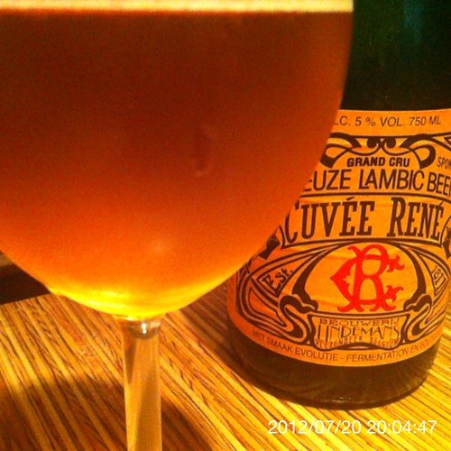 ベルギービール大好き！！ リンデマンス・キュベ・ルネ LINDEMANS CUVEE RENE