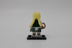 LEGO Collectible Minifigures Series 11 (71002) - Pretzel Girl