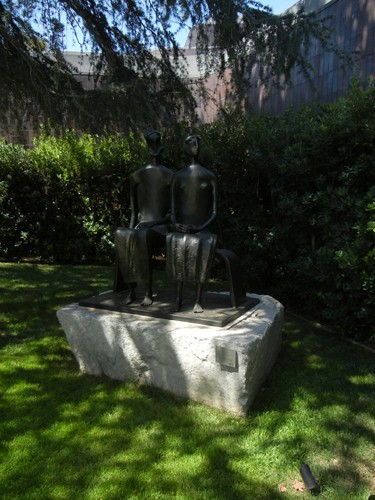 DSCN7744 _ King and Queen, 1952-53, Henry Moore (1898-1986), Norton Simon Museum, July 2013