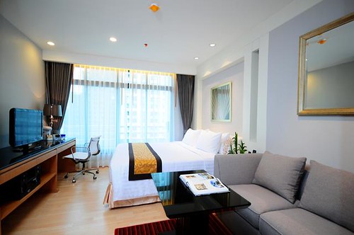 Special price for Deluxe 40 Sq.m. at Centre Point Hotel Chidlom Bangkok by centrepointhospitality