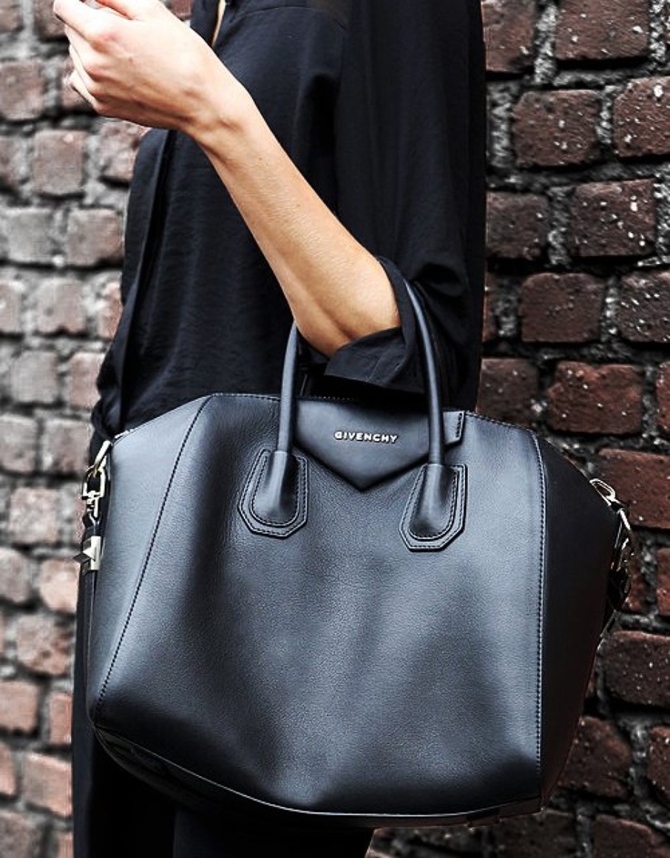 Daisybutter - UK Style and Fashion Blog: givenchy antigona black leather