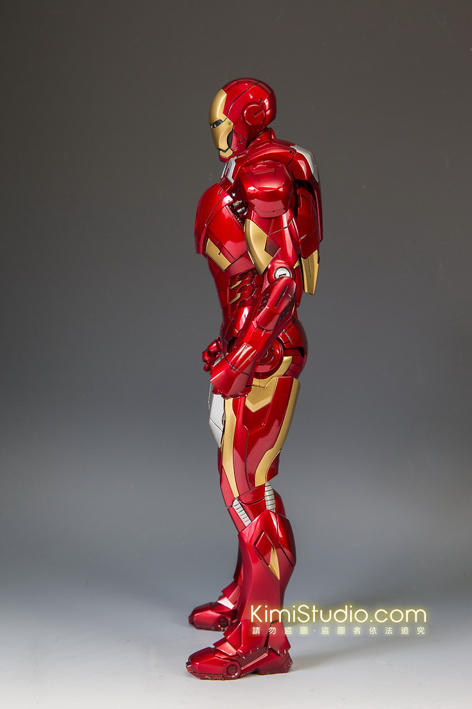 2013.06.11 Hot Toys Iron Man Mark VII-011