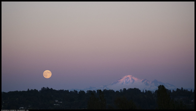 A different mood, full moon and Mt. Baker