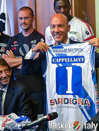 Sardana Presidente Dinamo Sassari Presenta la nuova maglia