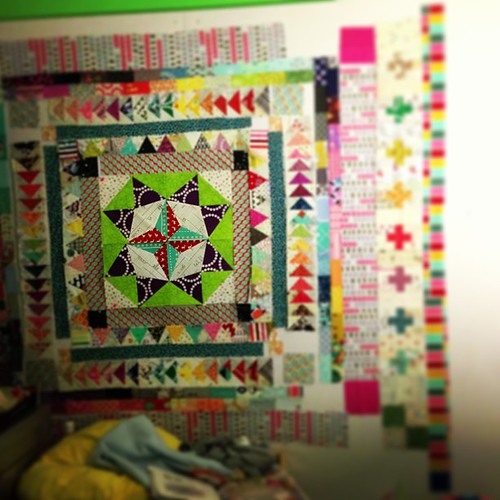 ❤ All the borders are done. Now I just have to put it together.