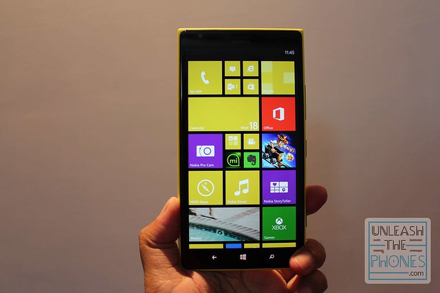 Lumia 1520 in UTP's hands