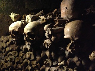 31_catacombs_skulls