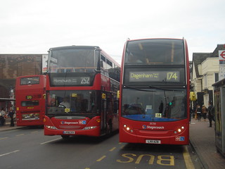 Stagecoach 15010 (252), 19719 (174), Romford Station