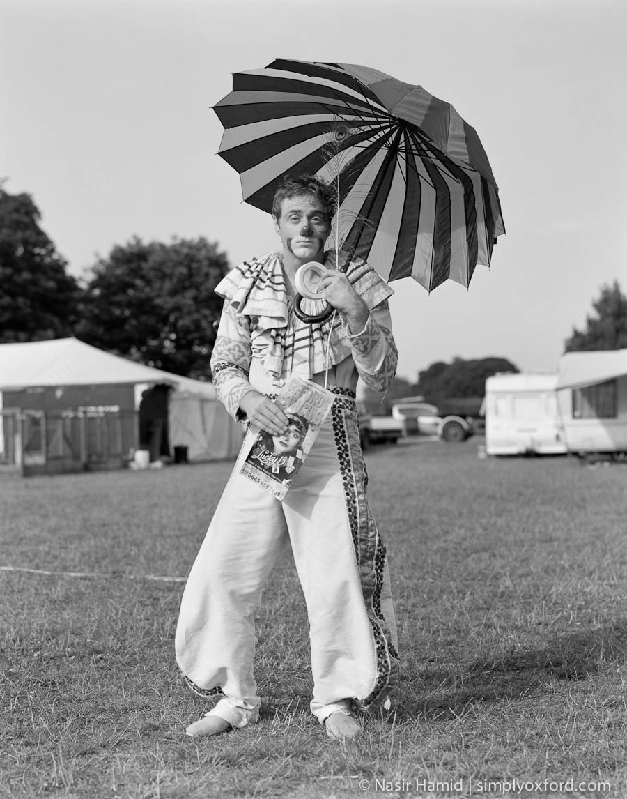 Giffords Circus performer