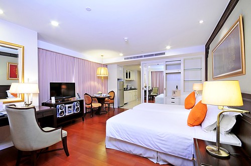 Centre Point Hotel Silom offers Last Minute Promotion for Superior 45 Sq.m. at THB 2,320+ per night by centrepointhospitality