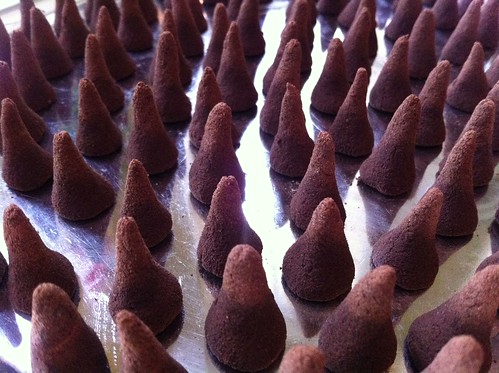 Drying Chypre Tobacco Incense Cones