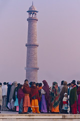 Awaiting for the magic to happen - prior to sunrise at the Taj Mahal