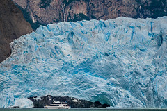 Tourist boat dwarfed by Lago Argentino's North Branch,  Glacier Spegazzini.