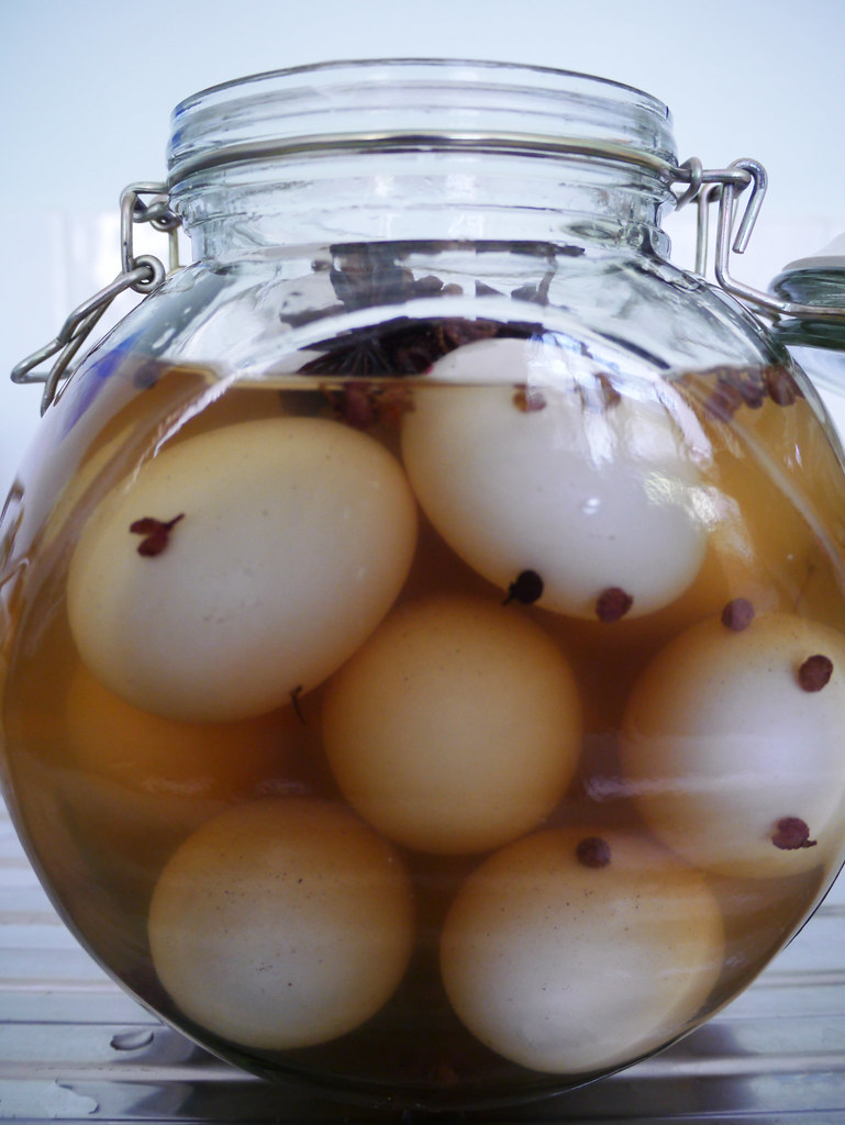 How to make khai ped kem - preserved salted duck eggs #8